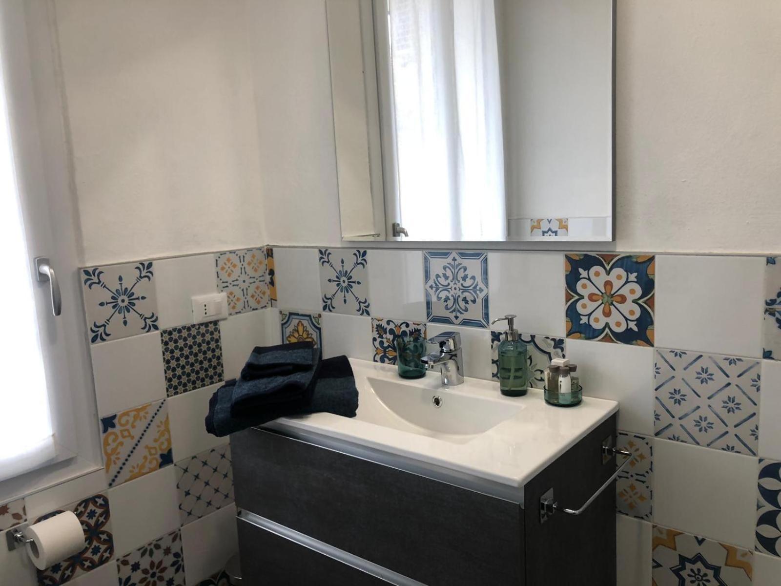 L' Appartamento Del Borgo - Parcheggio Riservato Pavia Exterior foto